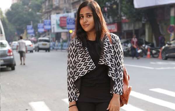 Shikha Pande (2)
