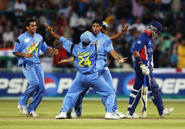 nehra-6-23