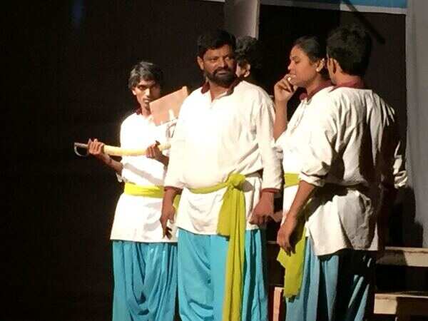 PT_Marathi_play2.