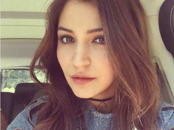 Anushka Sharma Photos: Hot and Sexy HD HQ Images xxx
