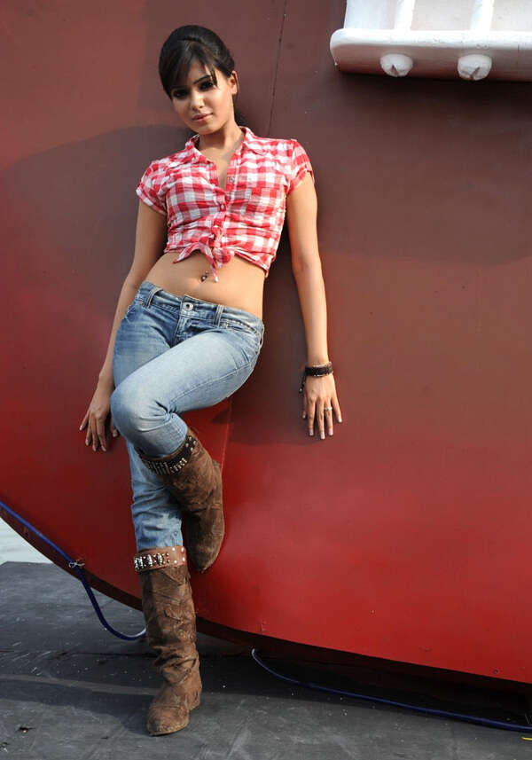 Samantha Ruth Prabhu looking hot in a throwback pic, HD HQ Images xxx