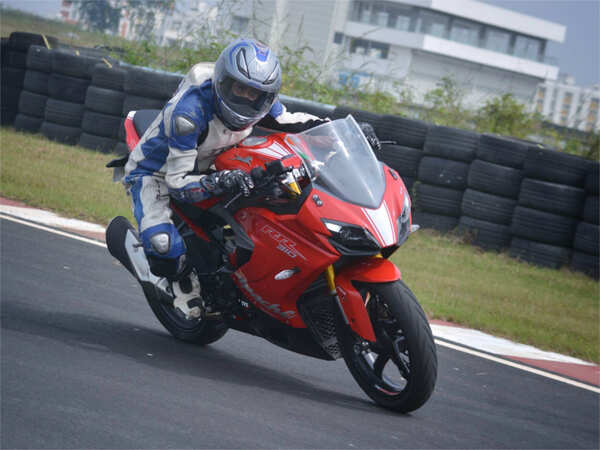 Apache RR 310 - 8.