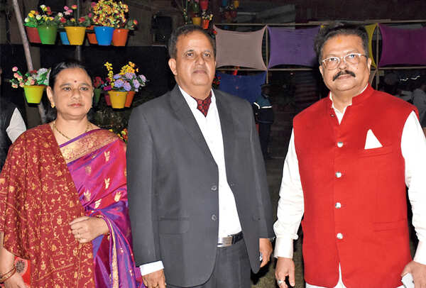 (L-R) Seema Saksena, Kumar Keshav and Abhijit Sarkar (BCCL/ Farhan Ahmad Siddiqui and Vishnu Jaiswal)