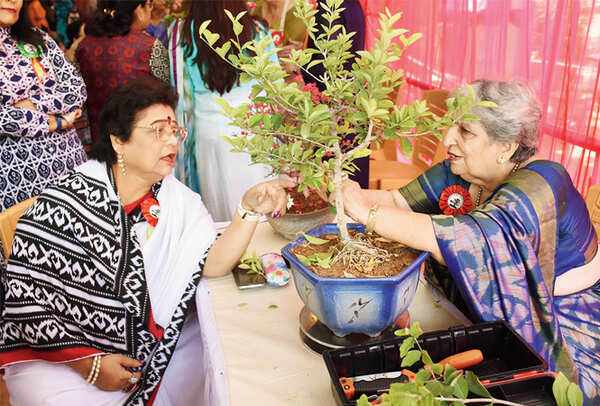 Kumkum Roy Choudhury (L) & Santosh Arora (BCCL/ Vishnu Jaiswal)