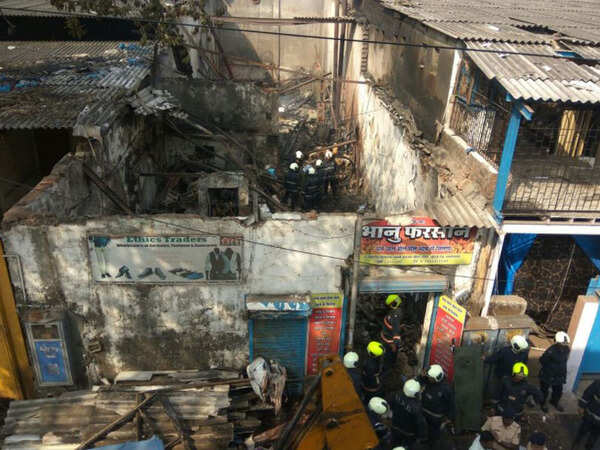 12 killed as fire breaks out in Mumbai shop | Mumbai News - Times of India