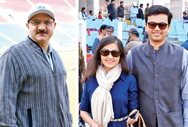 Bhuvnesh Kumar (R) Dr Saumya Saxena and Sourav Roy (BCCL/ Farhan Ahmad Siddiqui)