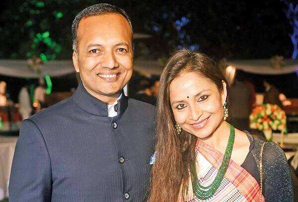 Shalu-and-Naveen-Jindal