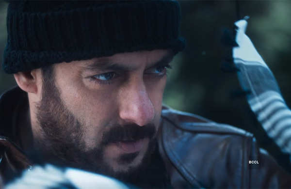 Tiger zinda hai on sale jacket online shopping