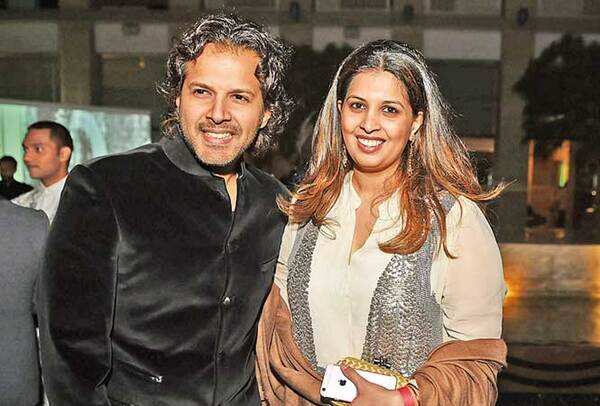 RAN_7407-Ayaan-Ali-Bangash-with-wife-Neema