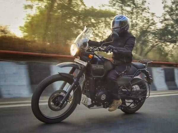 Himalayan riding 3-01.