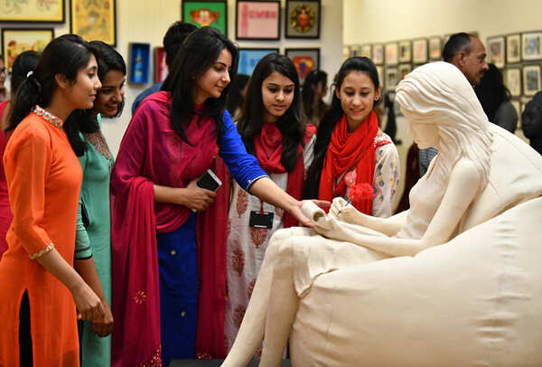 art exhibition 3