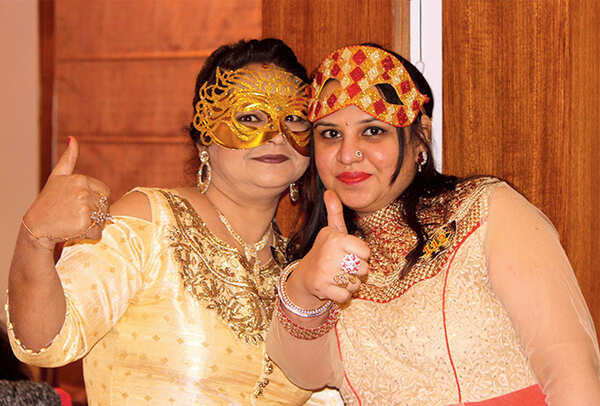 Harsha Bijlani (L) and Muskan (BCCL/ Arvind Kumar)