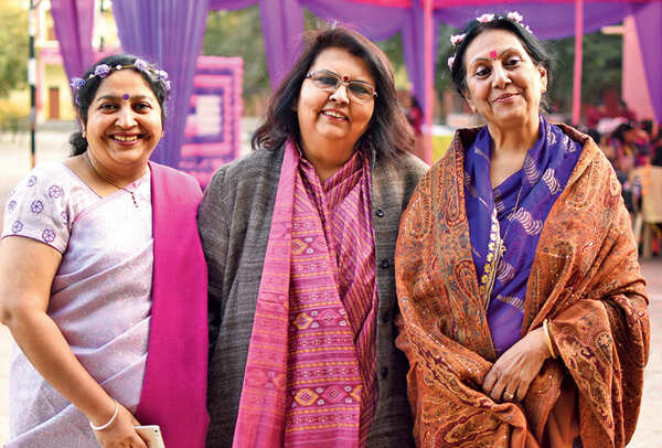 (L-R) Tulika Mishra, Anusha Sharma and Vina Singh (BCCL/ Farhan Ahmad Siddiqui)