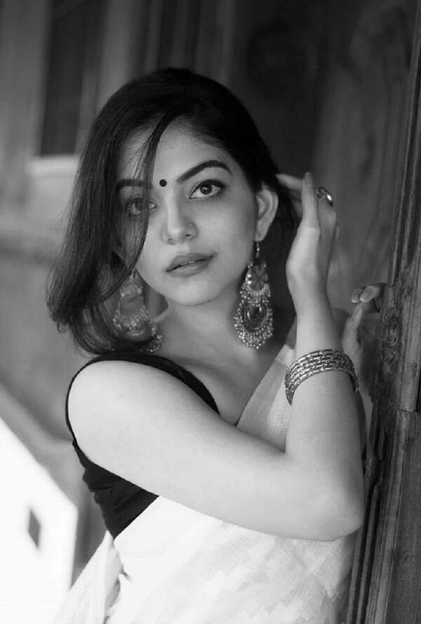 Ahaana Krishna HD Photos xxx
