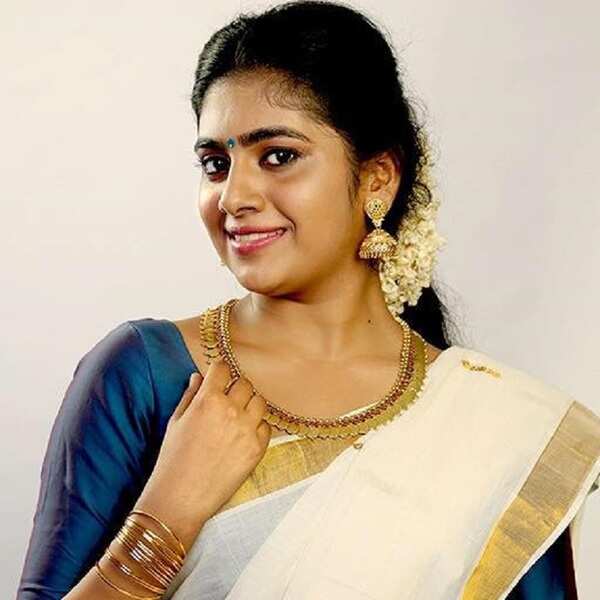 Nimisha Sajayan HD Photos xxx