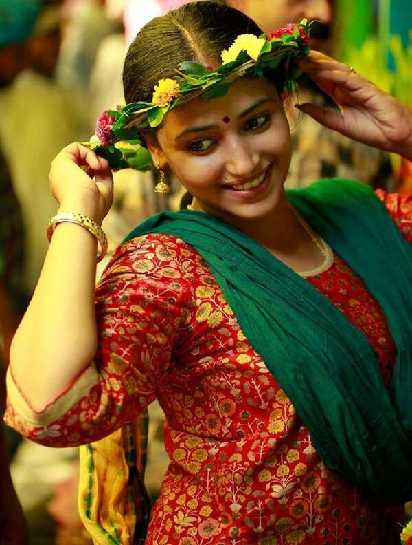 Anu Sithara Sexy Photos xxx