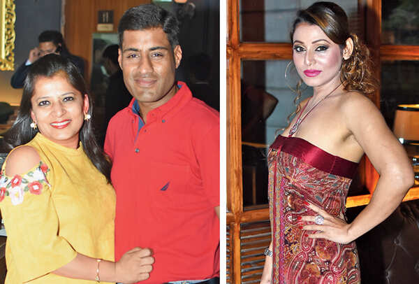 Anuja and Deepak (R) Karishma Kar (BCCl/ Farhan Ahmad Siddiqui)