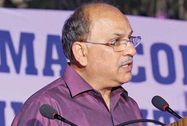5-Dinesh-Khattar,-Principal