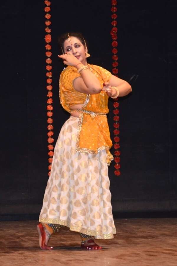 Sonali Chakravarti (2)
