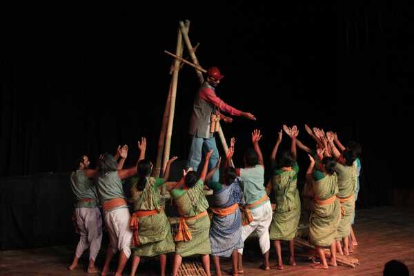 Nian Odia play (2)