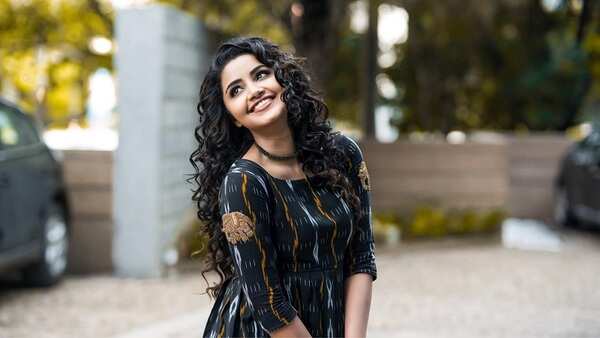 Anupama Parameswaran Photos HD xxx