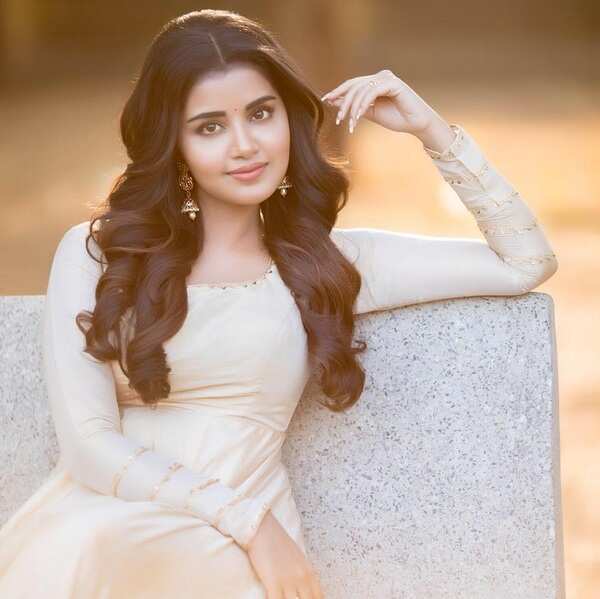 Anupama Parameswaran Sexy Images xxx
