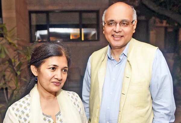 SAM_9763 Junaid Ahmad, World Bank’s Country Director for India with his wife Samia