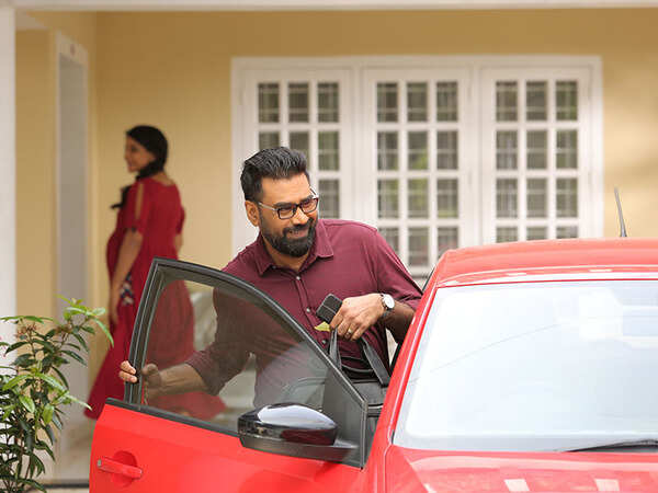The Times of India Orayiram Kinnakkalal