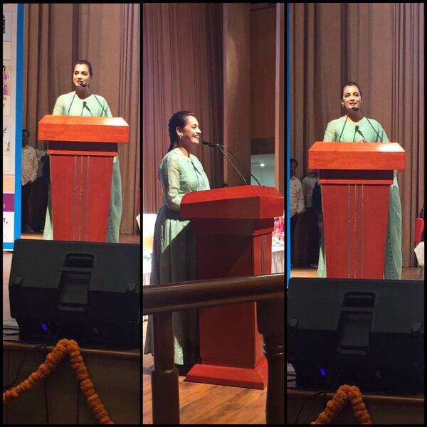 Dia Mirza addressing students