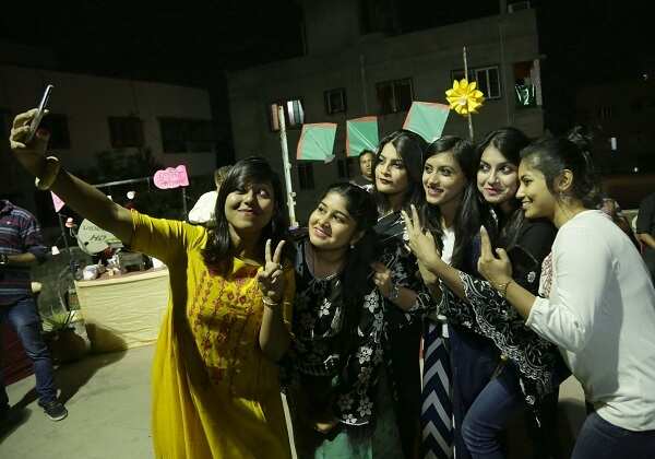 Anny,Rajoshi, Sreyasha,Amrita ,Sulagna,, Mouli use