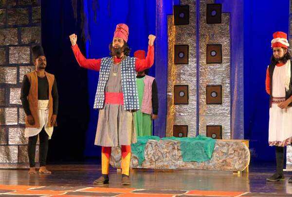Gul-E-Bakawali3