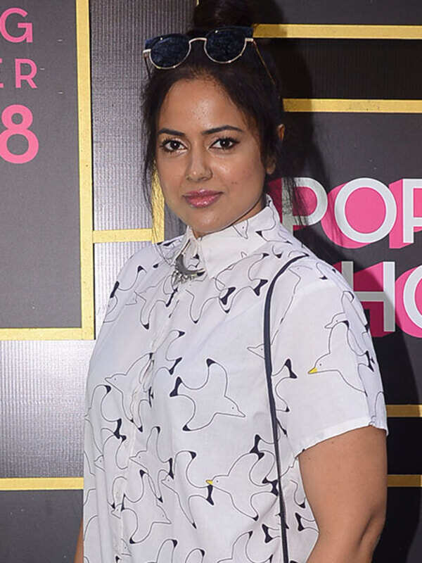 Sameera-Reddy-at-Pernia's-Pop-Up-Show