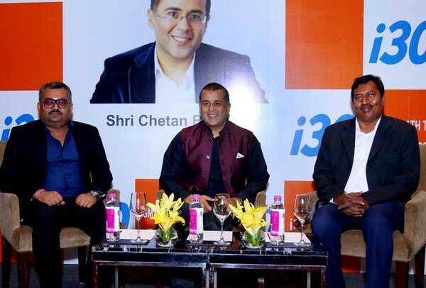Fm-Left---Mr-Tushar-Chhabra,Mr-Chetan-Bhagat-and-Mr-R-P-Nadella