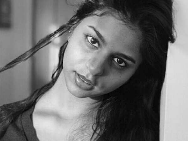Suhana Khan Hot Images