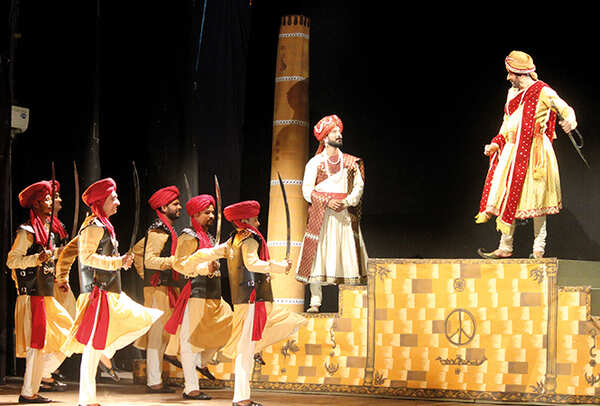 A scene from the play Ghazab Teri Adaa (BCCL/ Arvind Kumar)