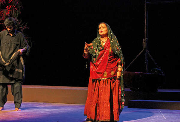 A scene from the play Santati (BCCL/ Arvind Kumar)