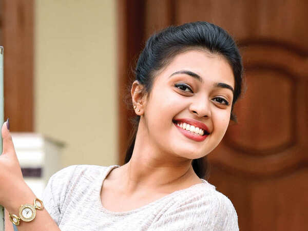 Mridula Vijai (15)