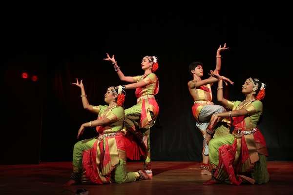 Kuchipudi performance takes Bhopalis 1600 years back! | Events Movie ...