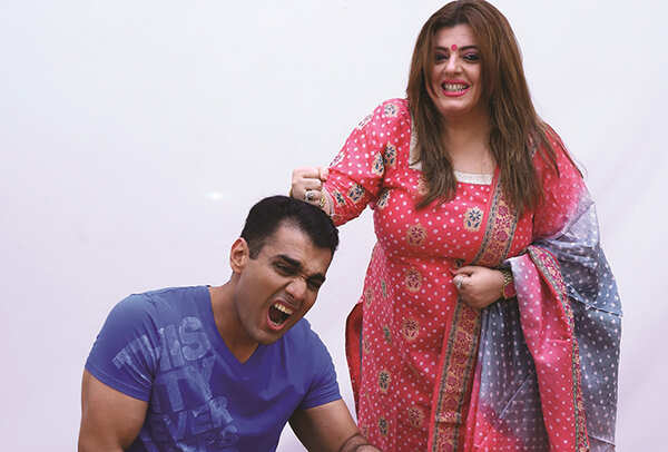Rahul-Bhuchar-&-Delnaaz-Irani