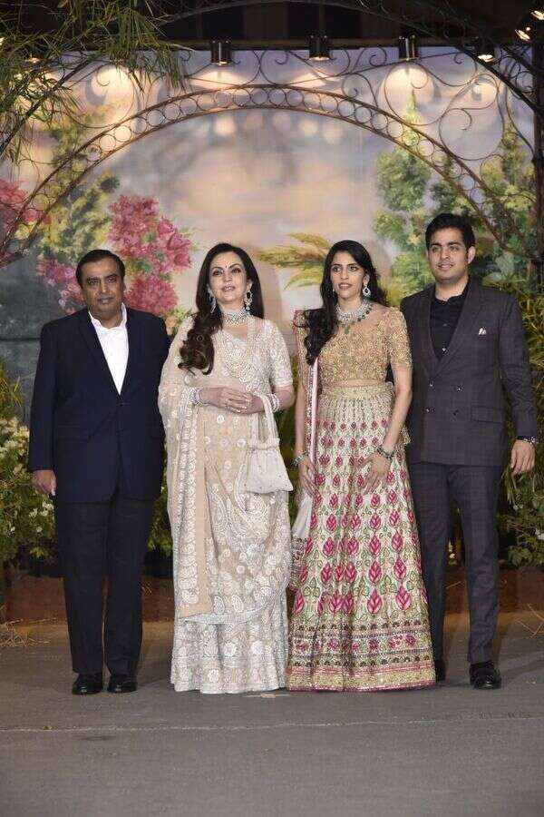 Sonam Kapoor Marriage Reception Pics