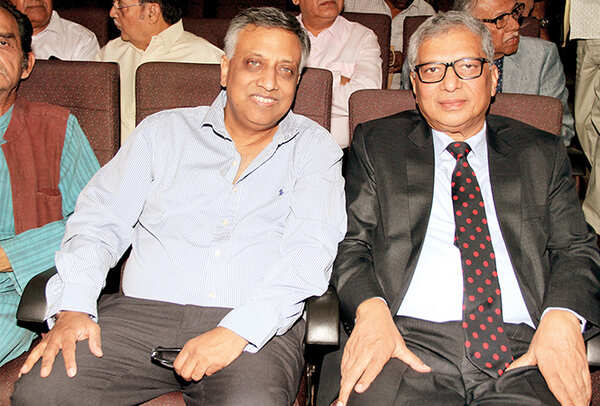 Jaideep Mathur and Shabihul Hasnain (BCCL/ Aditya Yadav)