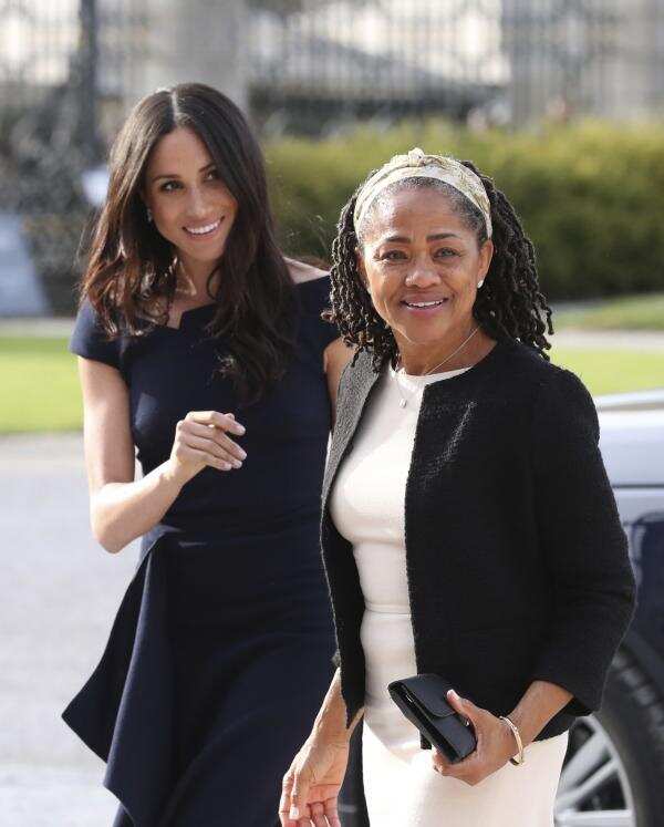 Meghan Markle with mother (4)