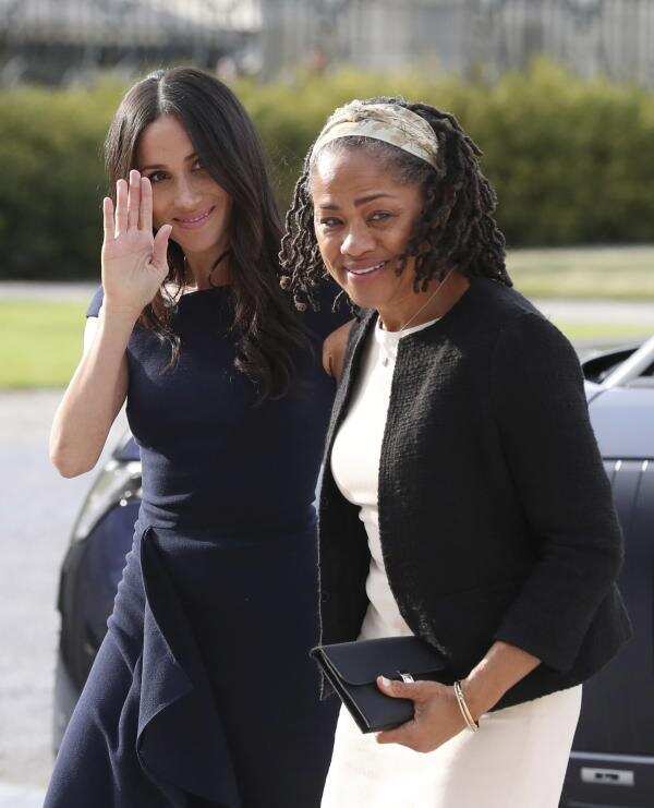 Meghan Markle with mother (5)