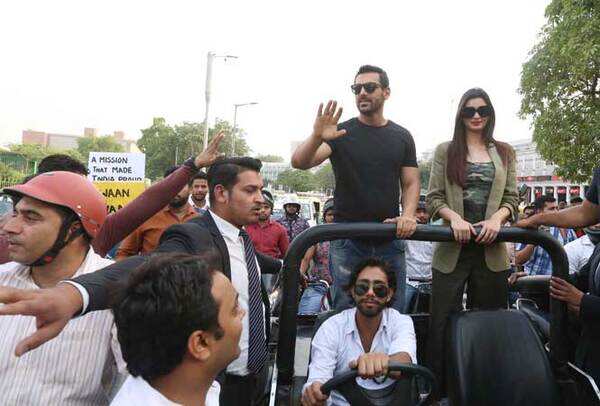 34Parmanu-pride-parade-AJ