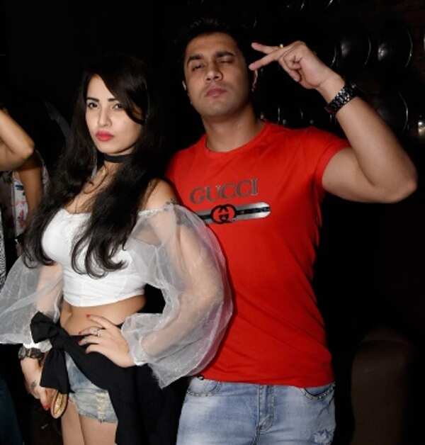 Anushka & Mobashir (3)
