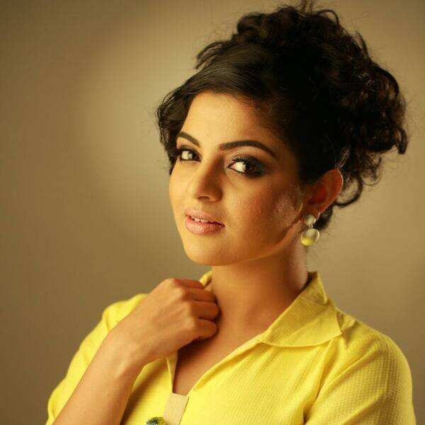 Nikhila Vimal Hot Photos xxx