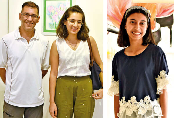Ashish Mehra and Avanti Malhotra (R) Ayesha Shaikh  (BCCL/ Vishnu Jaiswal)