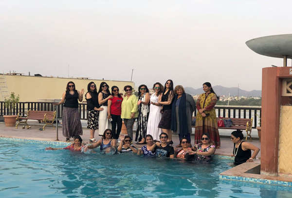 Pool-Parties-on-Gurgaon