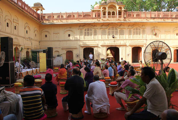 City audience enjoying the event Morning Ragas with Manganiyars