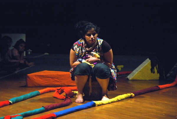 Play Stepping stones touches the parent-child relationship